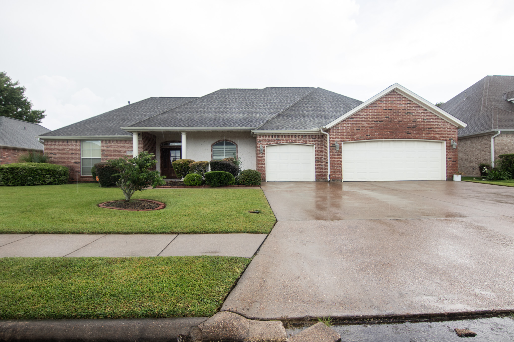 6180 Gracemount Lane