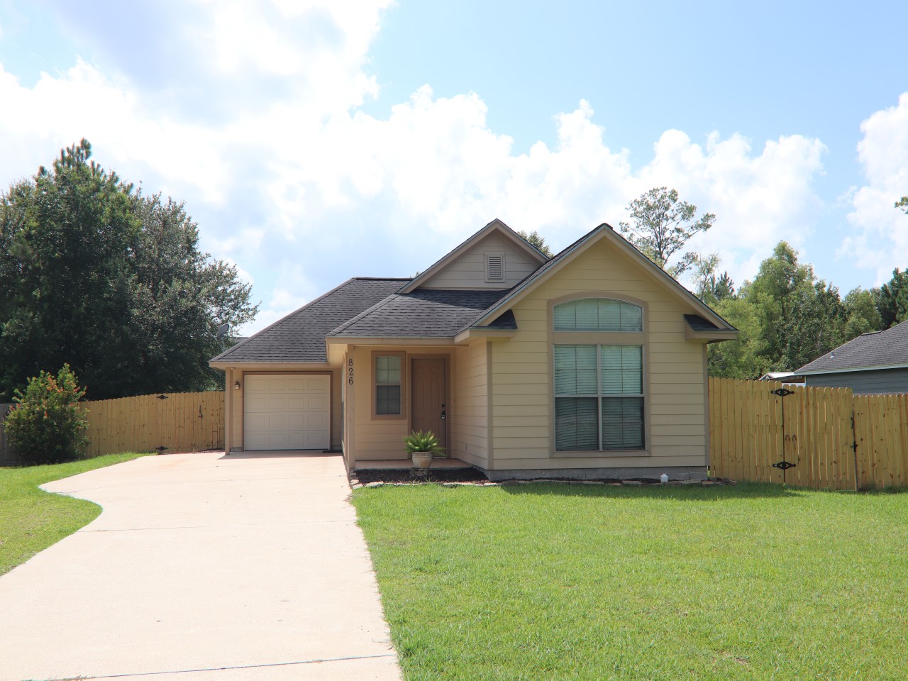 826 South Village Creek Parkway